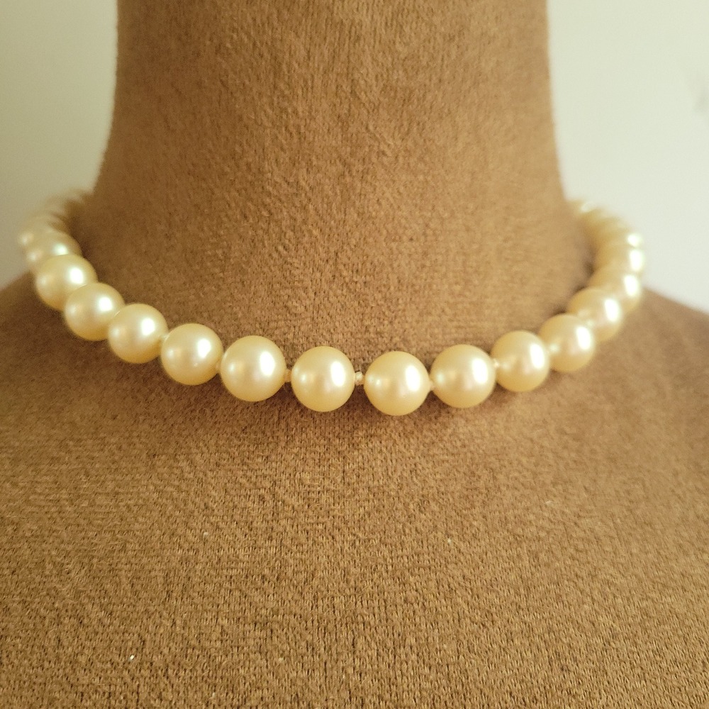 Vintage Cream Faux Glass Pearl Choker Knotted Necklace Rhinestone Clasp 16"